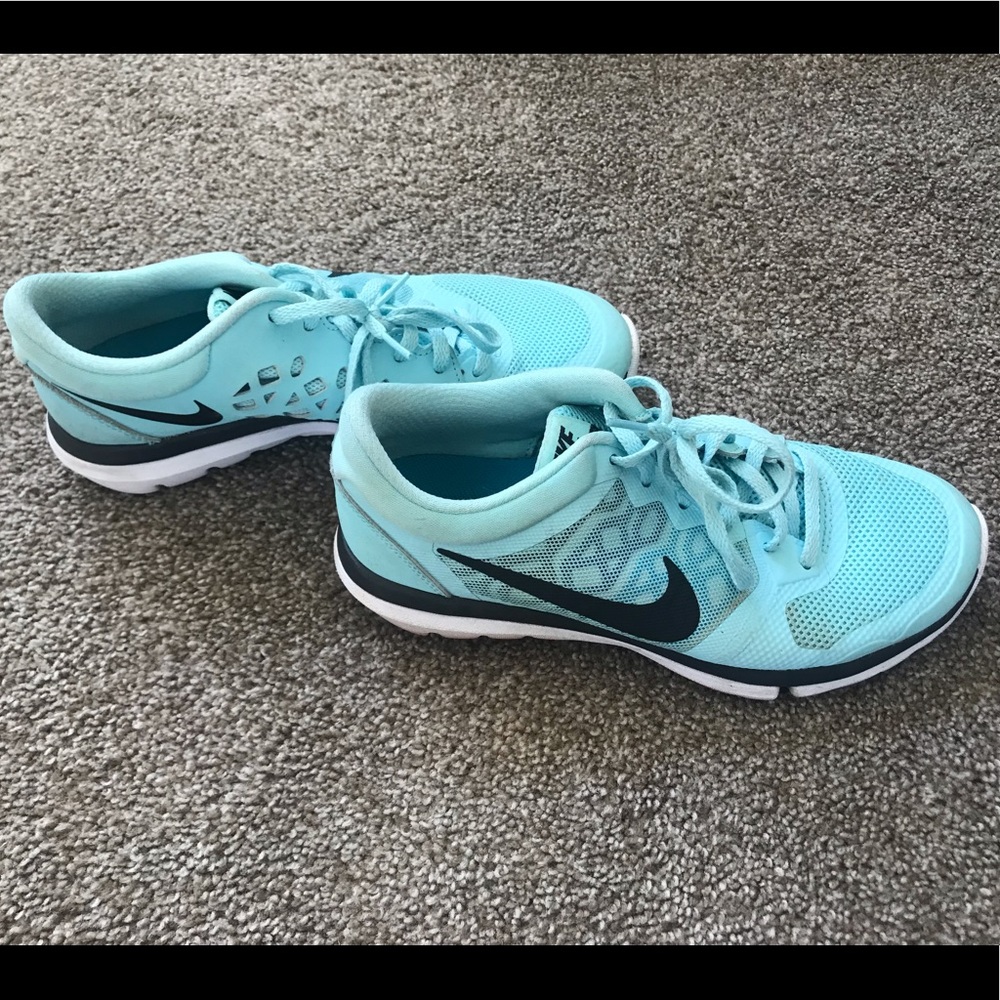 Nike Light Blue Tennis Shoes